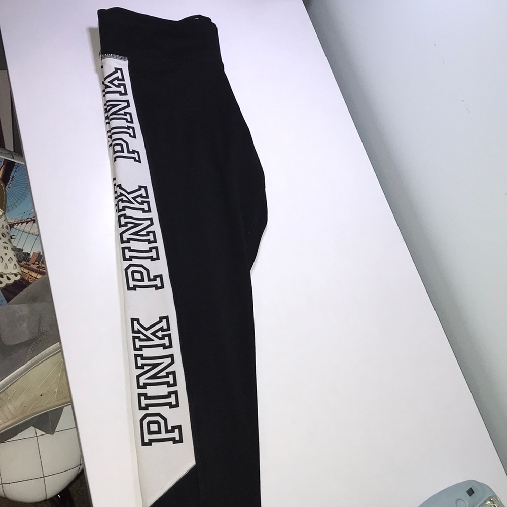 VICTORIA SECRET PINK LEGGINGS